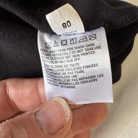 Uniqlo UT Demon Slayer Kimetsu No Yaiba Men's Tomioka‎ Giyu T-shirt Black Large - Picture 8 of 12